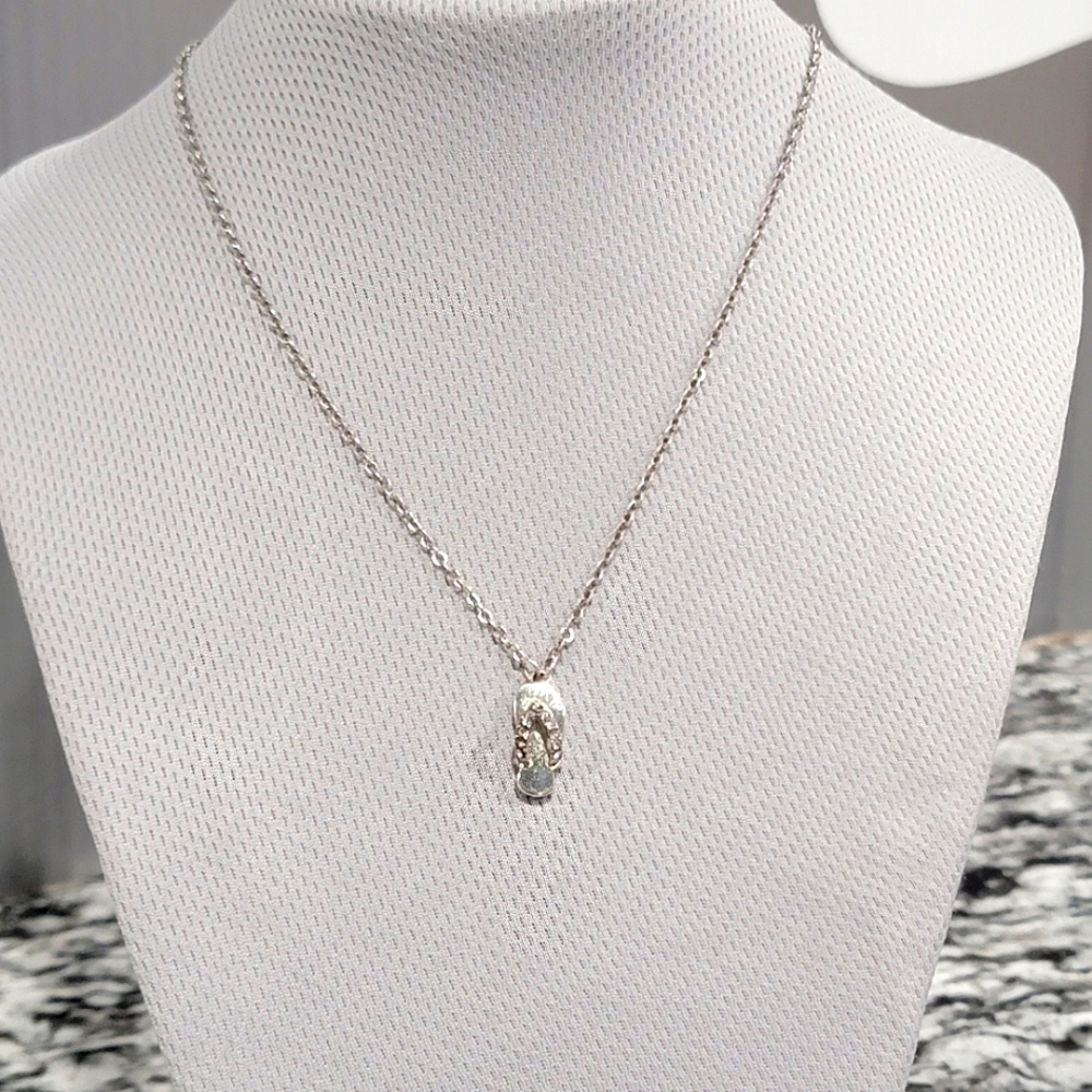 BRIGHTON RETIRED FLIP-FLOP CRYSTAL PENDENT NECKLACE NWOT ✨️
